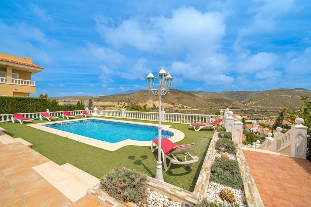 Ferienhaus Violeta Acantilado! *